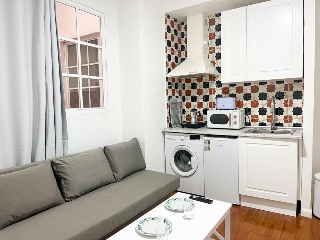 Apartamentos Malaga Centro المظهر الخارجي الصورة
